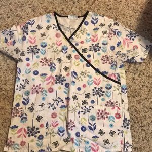 Colorful scrub stop. Small. Great condition